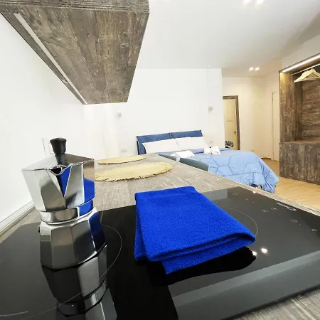 Sunny House - De Vivo Realty בית הארחה 3*