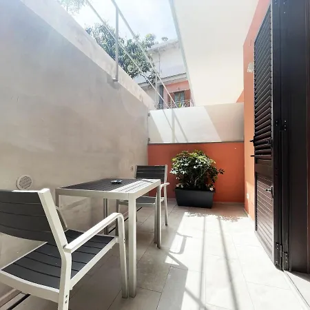 Sunny House Guest house *